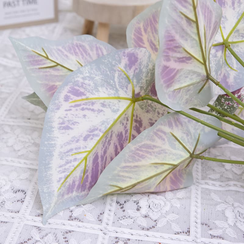 Taro con 9 Hojas en PP PT 40cm